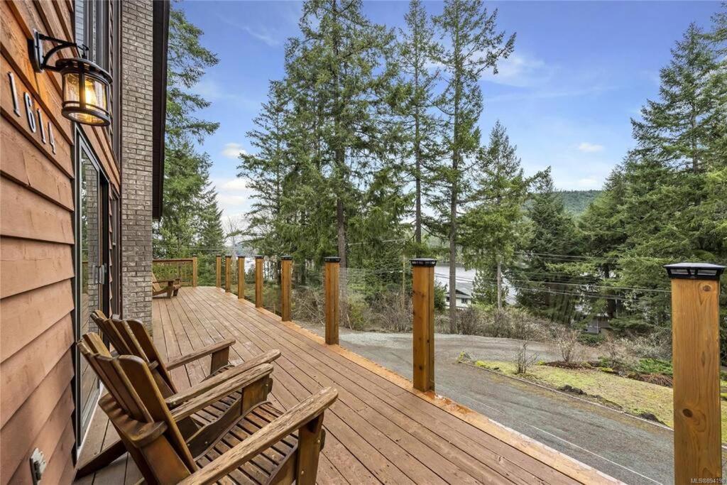 Chalet Style Cottage Near Shawnigan Lake Dış mekan fotoğraf